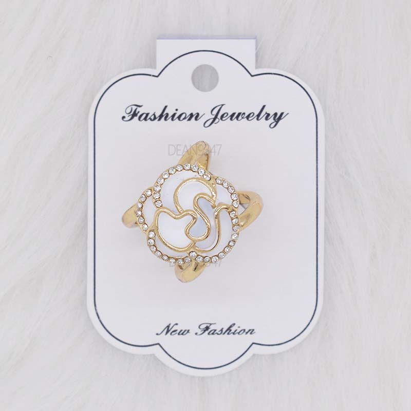 Bros Bentuk Bunga Aksen Mutiara Bahan Metal Alloy Untuk Pakaian