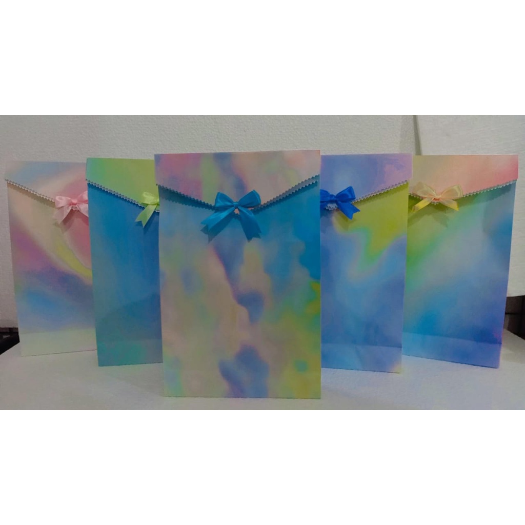 

KERTAS KADO LUCU INSTAN KECIL / BUNGKUS KADO KECIL MURAH ( NO MEREK )