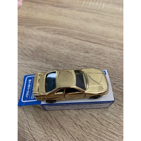 Nissan Skyline R33 Tomica Model design