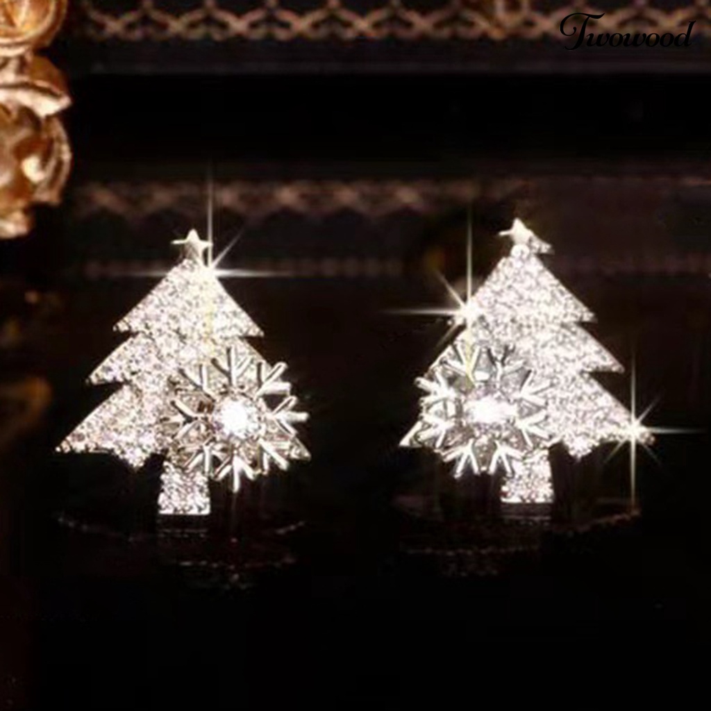 1 Pasang Anting Stud Berlian Imitasi Bentuk Snowflake Pohon Natal Untuk Wanita