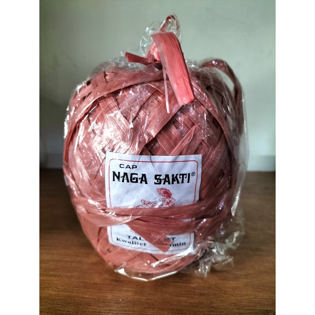 

Tali Rafia NAGA SAKTI 1/4KG Kualitas Super