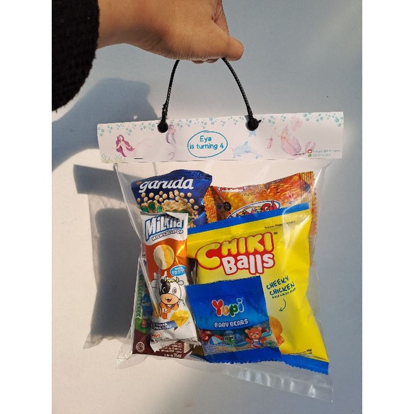 

Hampers Snack Ulang Tahun Anak