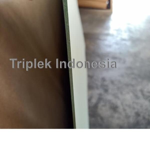 MDF HMR 3mm 122x244cm / MDF Hijau 3mm 4x8