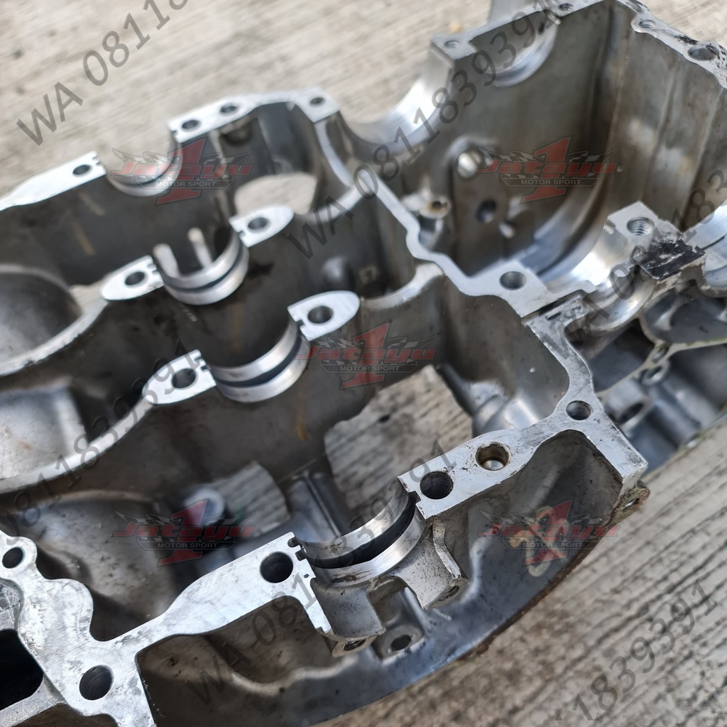 crankcase Honda RVF 400 crank case NC 35 rvf400 JMS 163710 M1