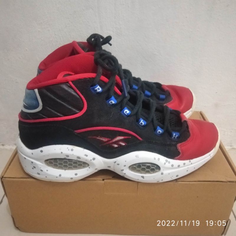 Sepatu Reebok Question Mid