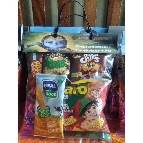 

Paket Snack Berbagi / Paket Snack Donasi / Paket Snack Ultah dll