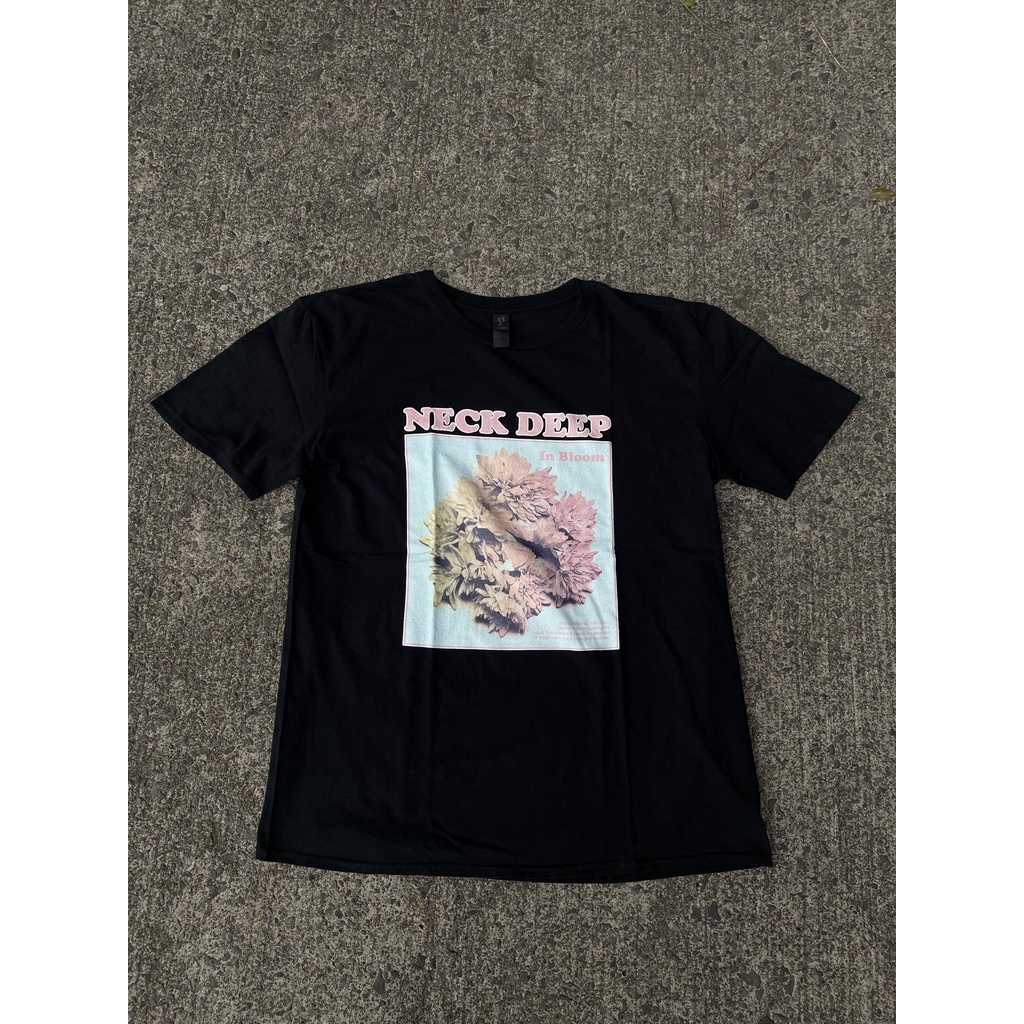 NECK DEEP IN BLOOM TSHIRT - BLACK