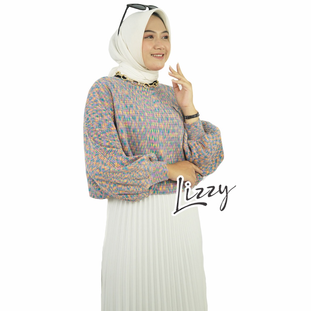 Lizzy - KARIN BATWING PREMIUM