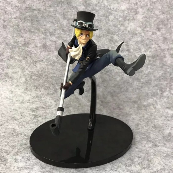 sabo figure one piece lompat