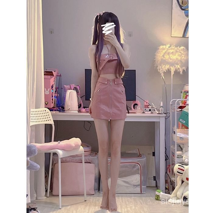 #Sisjuly# [Two Piece Set] Atasan Tank Selubung Pendek Merah Muda Wanita + Rok Kulit Pinggang Pinggul