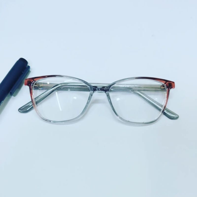 Kacamata Progresif  Jalan dan Baca| Kacamata Dobel Fokus