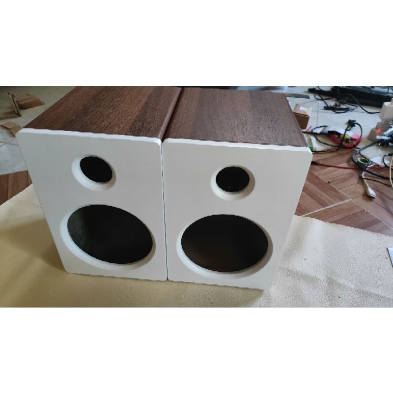 diy bookself speaker