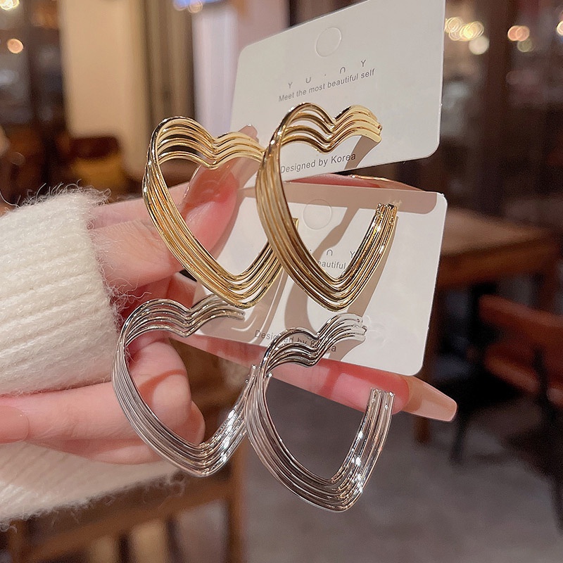 Anting Tusuk Bentuk Hati Bahan 925 silver Untuk Wanita