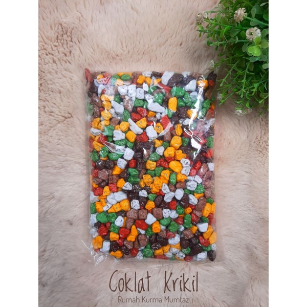 

Coklat Krikil 1kg oleh oleh umroh & haji