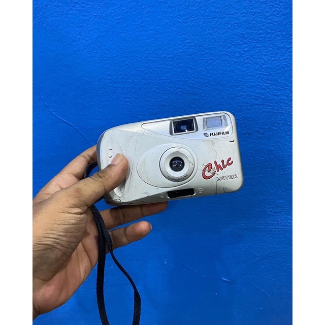 KAMERA ANALOG FUJIFILM CHIC MOTOR