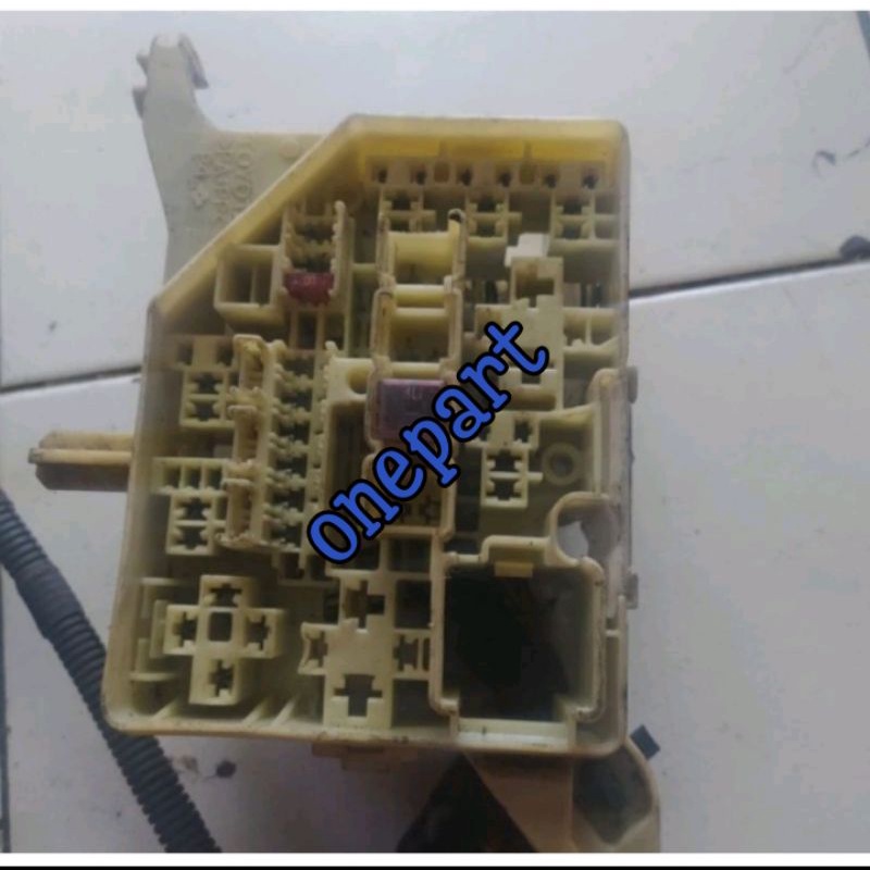 box sekring sikring Vios limo original.