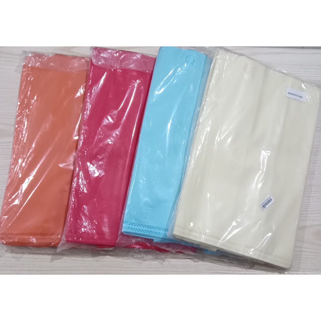 

SPUNBOND UK. 40X26X22 [ISI 12 LEMBAR]