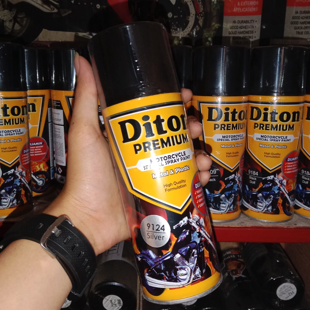 Diton Premium Silver 9124 400ml/ Cat Semprot diton/ Pilox Diton Premium/ Pilox Silver/ Cat Motor Mob