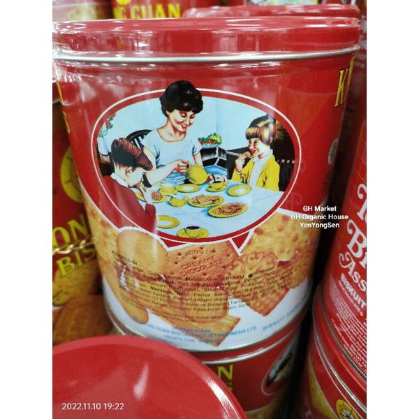 

Biskuit Khong Guan 650 gr Kaleng Bulat Roti Kering KhongGuan /Exp Lama