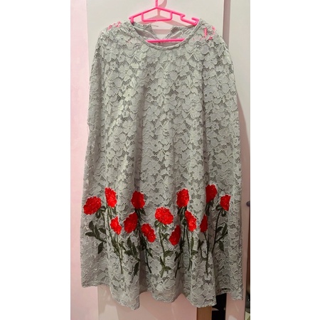 Preloved Kaftan Brukat Abu Nagita Slavina