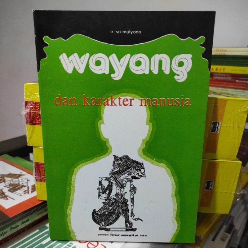 buku wayang dan karakter manusia