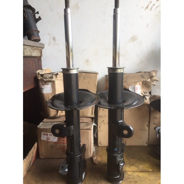 Shockbeker Depan Avanza 2004 - 2011