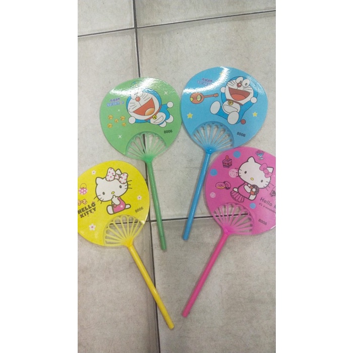 

Pen gel kipas motif doraemon dan hello kitty ols76