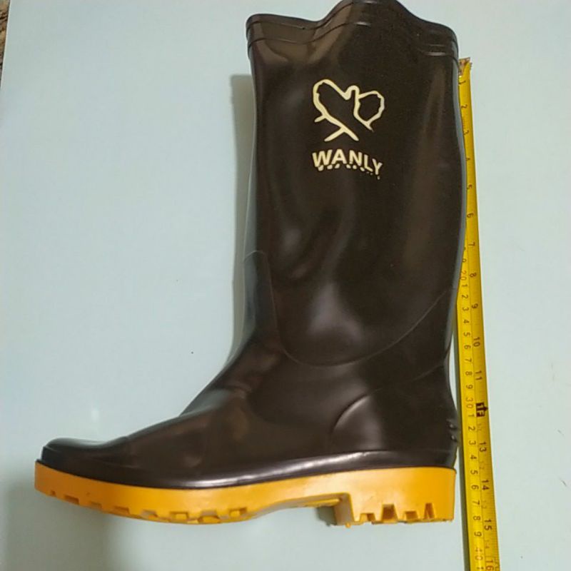 Sepatu boot/sepatu proyek/sepatu bot/sepatu karet panjang. murah.harga per pasang (kiri &amp; kanan)