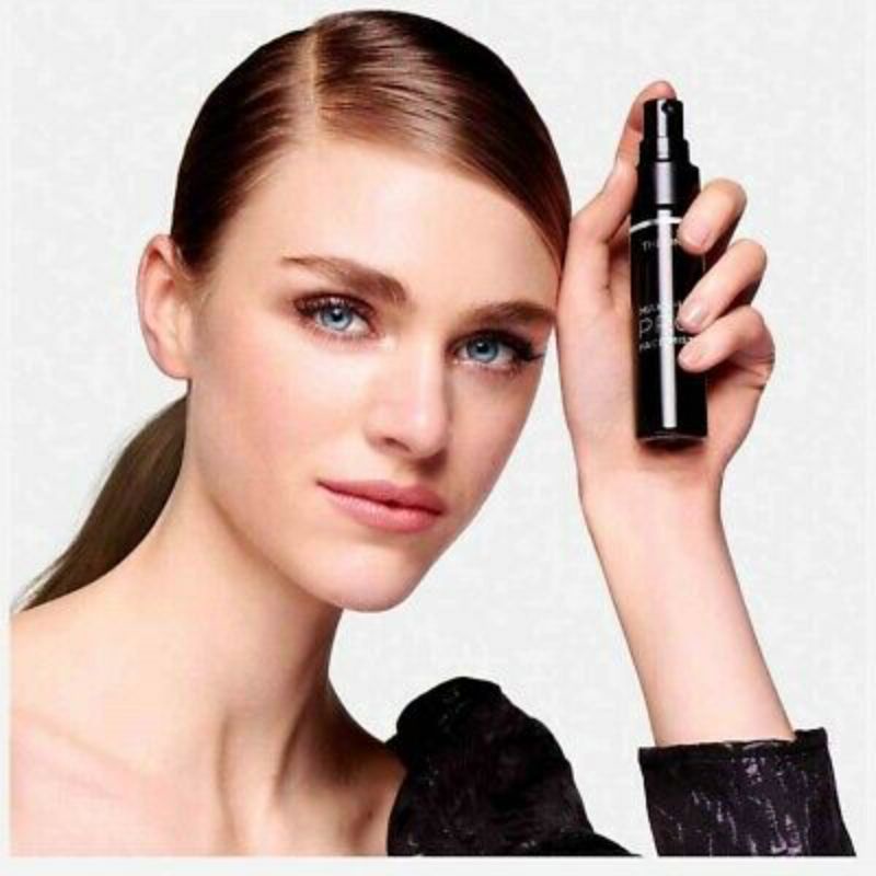 The One Make-Up Pro Face Mist