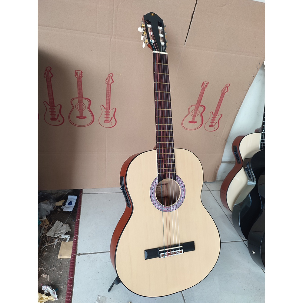 Gitar Classic Nilon Akustik Elektrik Tanam Besi Bergaransi free Packing Kayu