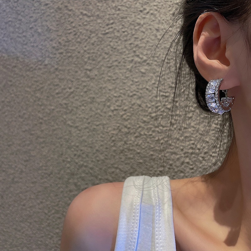 Anting Hoop Bentuk C Bahan 925 Silver Needle Aksen Zirkon