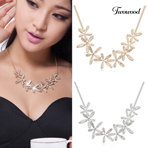 Kalung Choker Liontin Bunga Snowflake Aksen Berlian Imitasi Gaya Vintage Untuk Wanita