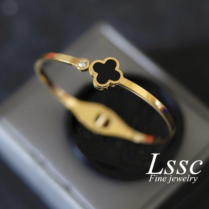 Gelang Titanium Semanggi Hitam Cantik Emas 18K Bangle Wanita Anti Karat Aksesoris Fashion Korea