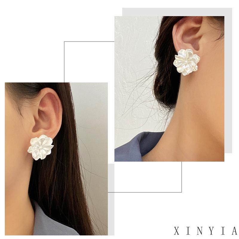 【Bayar di tempat】Anting Desain Bunga Gardenia Gaya Vintage Hong Kong Untuk Perempuan