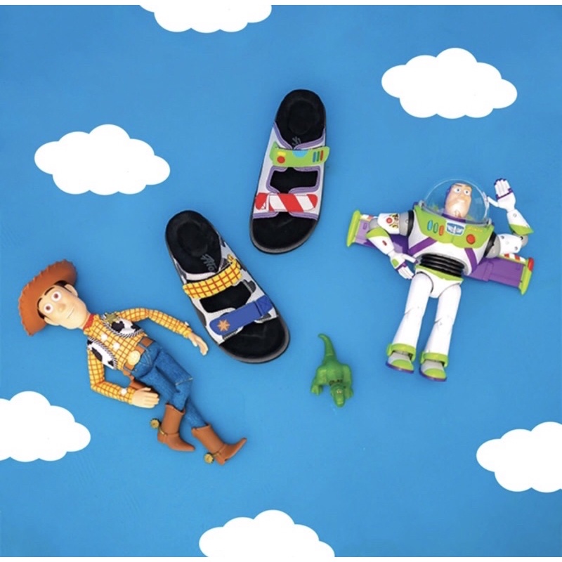 ATOZZ x AVR - KAIA Woody & Buzz