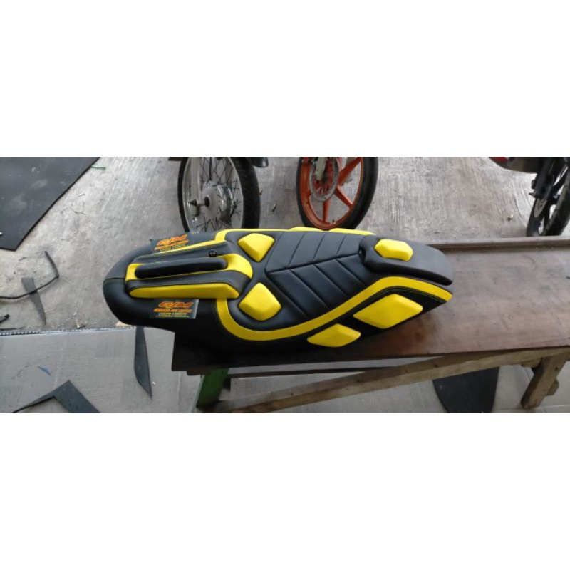 Kulit Jok Motor Mio Soul Gt Bluecore 125 Custom Modifikasi Retro Predator Mbtech