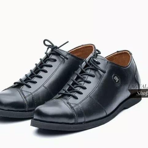 Sepatu Pria Low Boot Sneakers Kulit Asli Semi Pantofel BALLY-585 - Hitam, 39