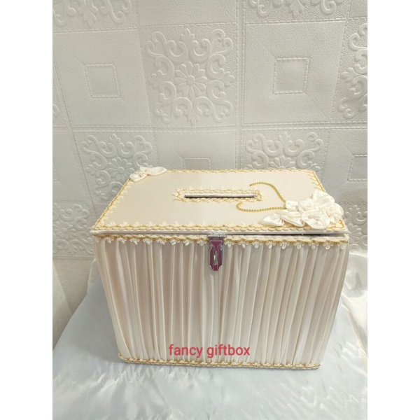 

HJK kotak angpao bahan kayu