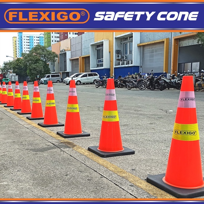 Safety Traffic Cone 70 cm Kerucut Lalu Lintas 2.4 Kg PVC Rubber Flexi Flexigo