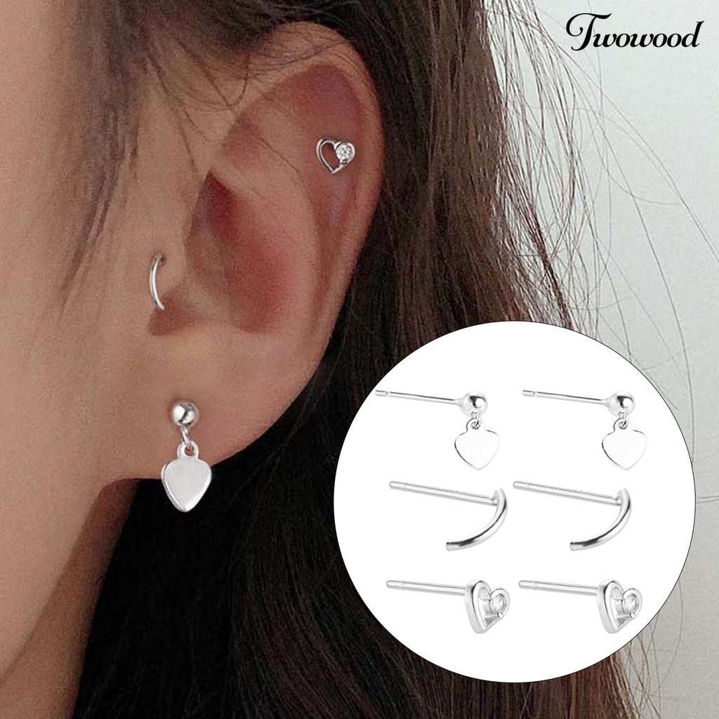 1 Pasang Anting Stud Anti Oksidasi Bentuk Hati