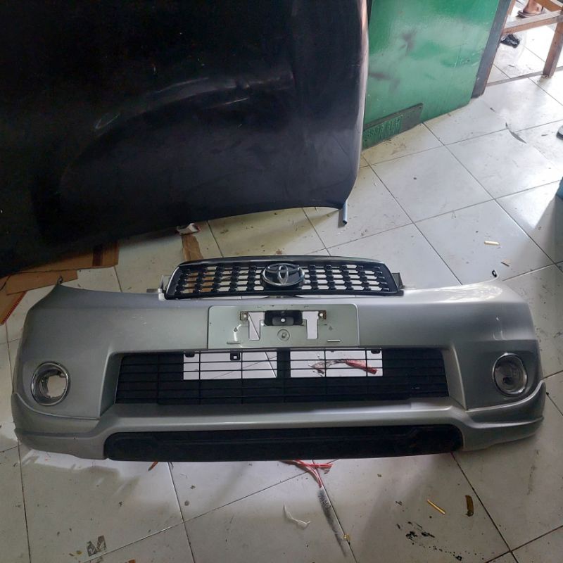 bumper depan rush 2010 2011 2012