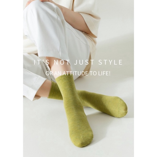 Kaos Kaki Wanita Simple Solid Colour Japanese style Socks SHC35