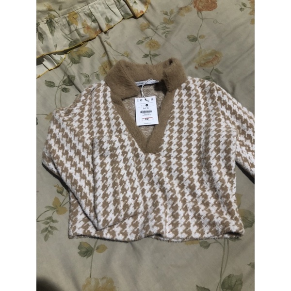 bershka crop top long sleeve houndstooth brand new brown and white coklat putih fuzzy
