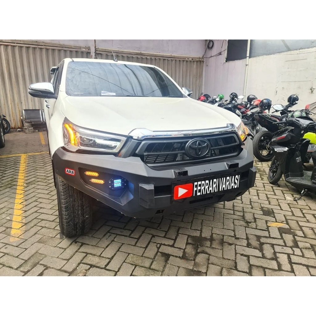 bumper depan besi mobil Hilux Rocco Rocker style ferrari variasi