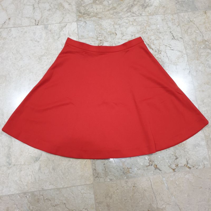 New Without Tag Rok Mini Skirt Uniqlo Size S Merah