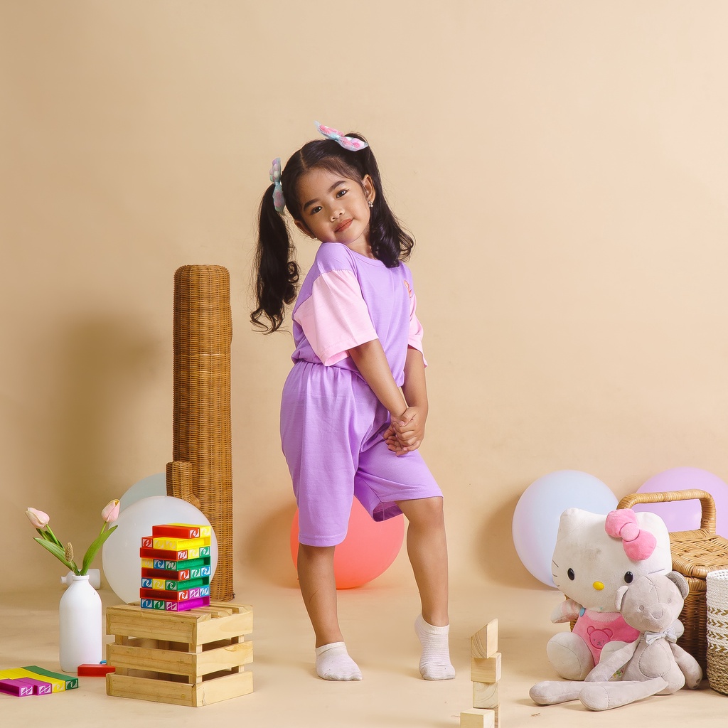 Setelan Baju Kaos Oversize Anak Perempuan