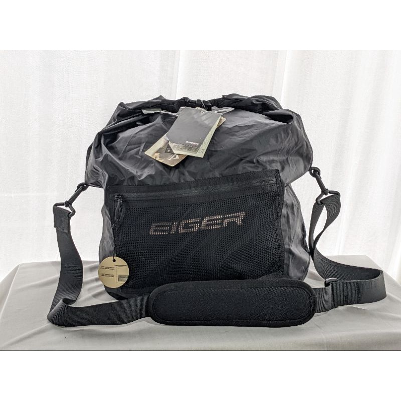 Jual Eiger Adaptour Under Seat Bag Black | Shopee Indonesia