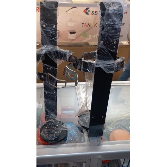Bracket apar 3 kg / gantungan apar 3 kg / hanger apar / pemadam