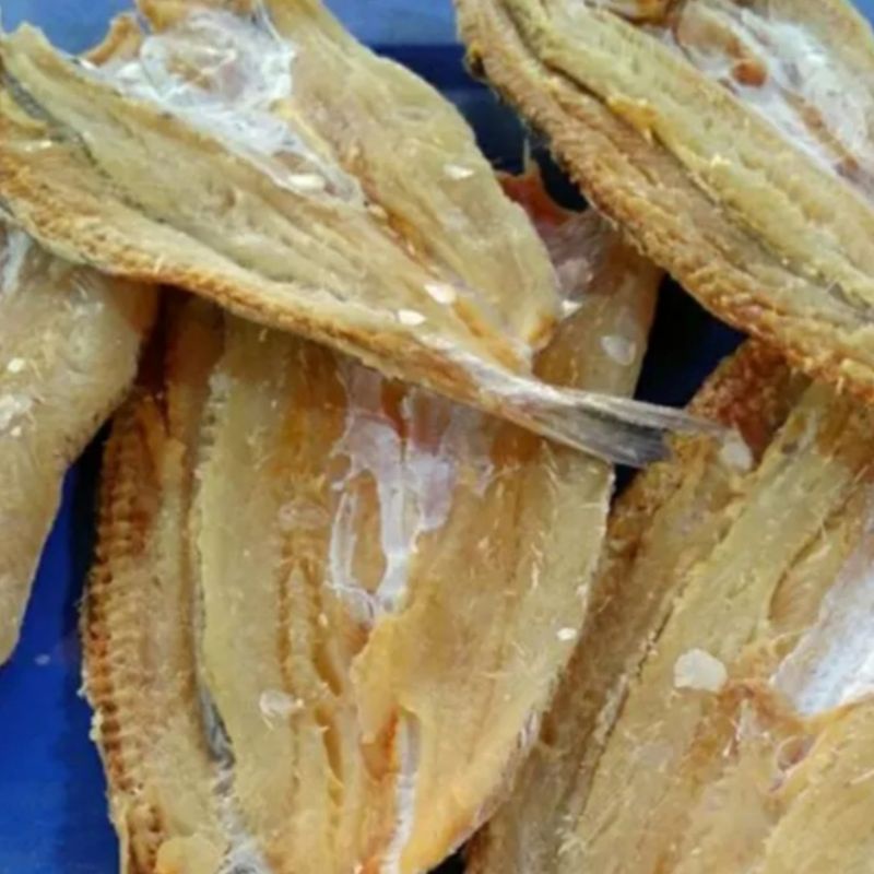 

IKAN ASIN KACANGAN / IKAN ASIN KACANG BELAH / IKAN ASIN BELAH / IKAN ASIN KACANGAN PREMIUM / BERAT 50 GRM