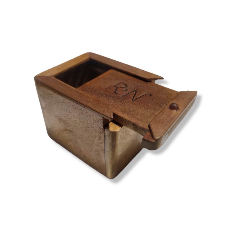 

BOX KADO/TUNANGAN/PERNIKAHAN KAYU HANDMADE